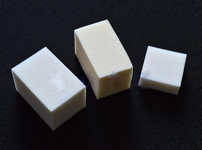 Ink cartridge specific sponge